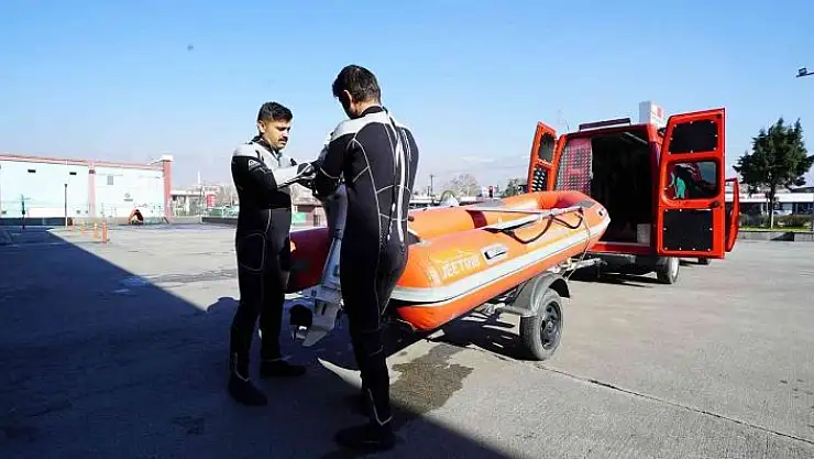 'İtfaiye envanterine su altı arama kurtarma aracı'