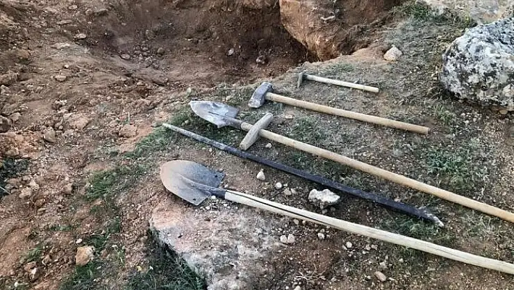 'İzinsiz kazı yapan 4 kişi suçüstü yakalandı'