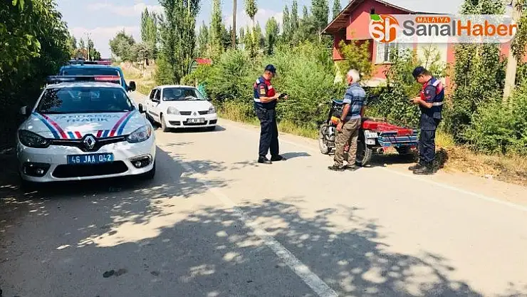 Jandarmadan motosiklet denetimi