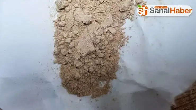 Jandarmanın durdurduğu şahıslardan eroin çıktı