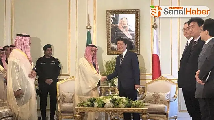 Japonya Başbakanı Abe, Suudi Dışişleri Bakanı Al Suud ile görüştü
