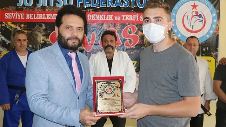 'Ju Jitsu Federasyonu´ndan İHA´ya teşekkür plaketi'