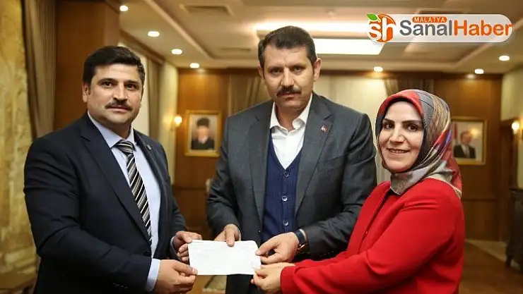 Kadın girişimciden Mehmetçiğe 50 Bin Lira bağış