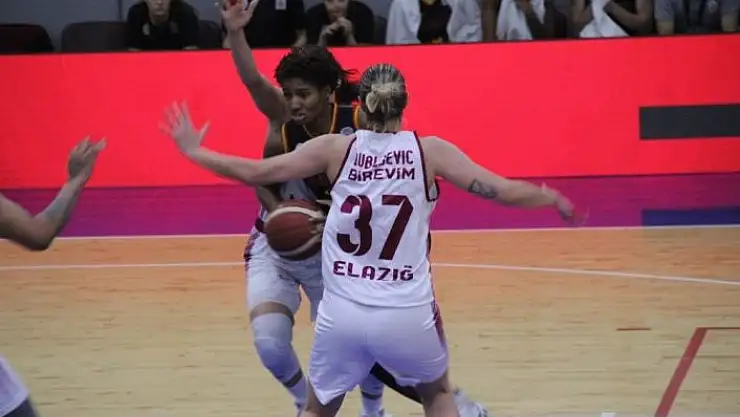 'Kadınlar Basketbol Süper Ligi: Elazığ İl Özel İdare: 79 - Galatasaray: 87'