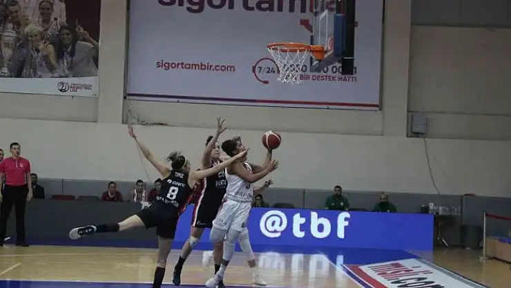 'Kadınlar Basketbol Süper Ligi: Elazığ İl Özel İdare: 83 - Beşiktaş: 77'