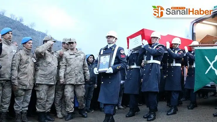 Kahramanmaraş şehidini uğurladı