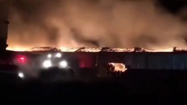 'Kahramanmaraş´ta geri dönüşüm tesisinde yangın'