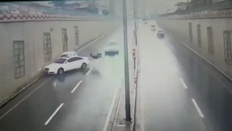 'Kahramanmaraş´ta kendini araçların önüne atan genç yaralandı'