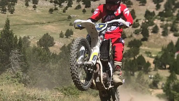 'Kahramanmaraş´ta motor yarışları nefes kesti'