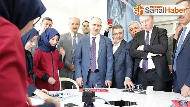 Kahramanmaraş'ta robotik kodlama atölyesi açıldı
