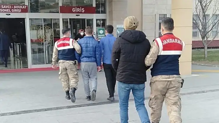'Kahramanmaraş´ta silahlı gasp yapan 2 kişi tutuklandı'