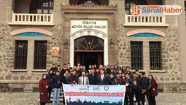 Kahramanmaraşlı öğrenciler başkenti gezdi