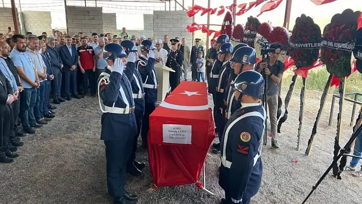 'Kahramanmaraşlı şehit son yolculuğuna uğurlandı'