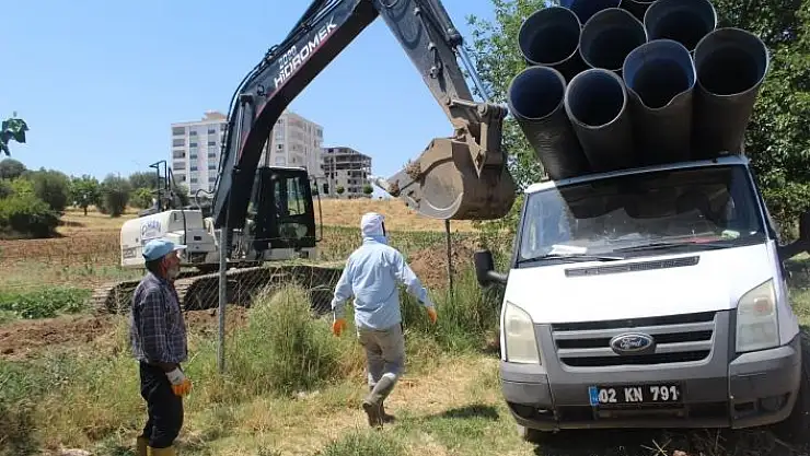 'Kahta Belediyesi alt yapı çalışmalarını yoğunlaştırdı'