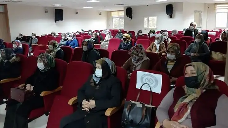 'Kahta´da `Aile ve çocuk´ konulu seminer verildi'