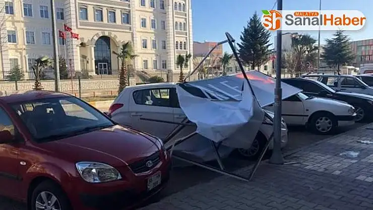 Kahta'da fırtına hayatı olumsuz etkiledi