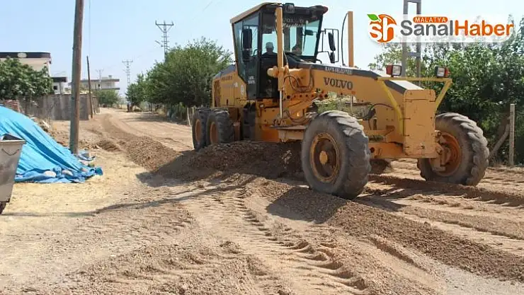 Kahta'da yol sorunu çüzülüyor