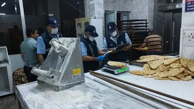 'Kahta´da zabıta ekipleri sahur öncesi fırınları denetledi'