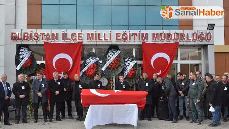 Kalp krizi sonucu hayatını kaybeden öğretmene hüzünlü veda