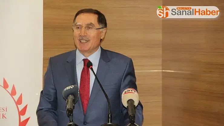 Kamu Başdenetçisi Malkoç, 'Adalet, Ombudsmanlık ve Üniversiteler' konferansında konuştu