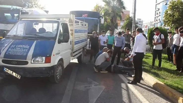 'Kamyonet yayaya çarptı: 1 yaralı'