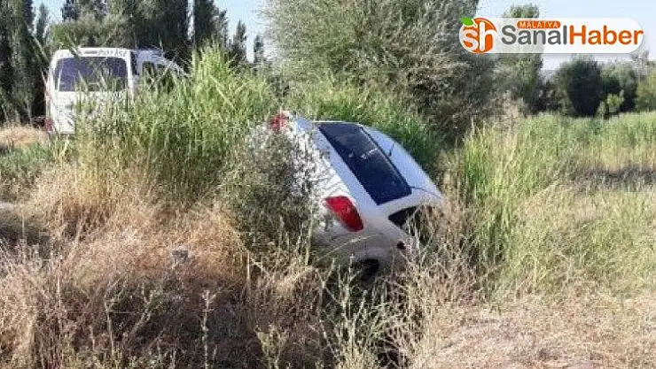 Kanala düşen otomobil sürücüsü yaralandı