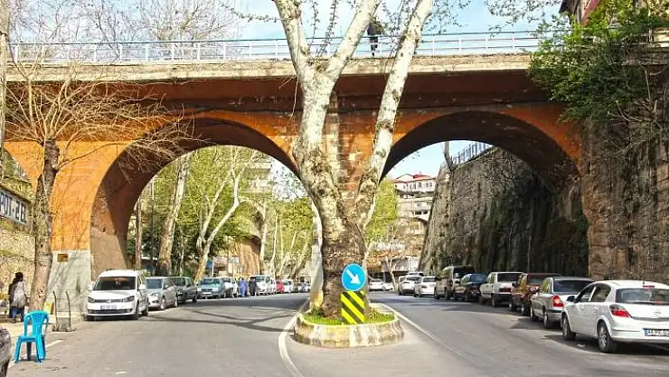 'Kanlıdere yolu genişletiyor'