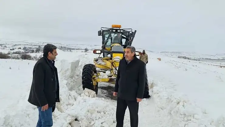 'Kapalı köy yolları tek tek açılıyor'