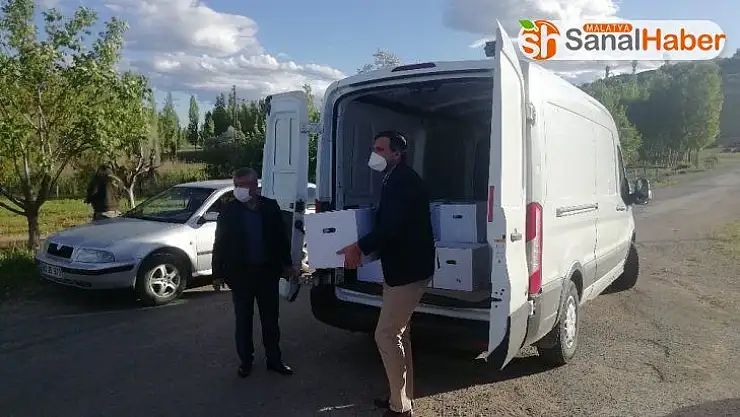 Karantina altındaki köye gıda yardımı yapıldı
