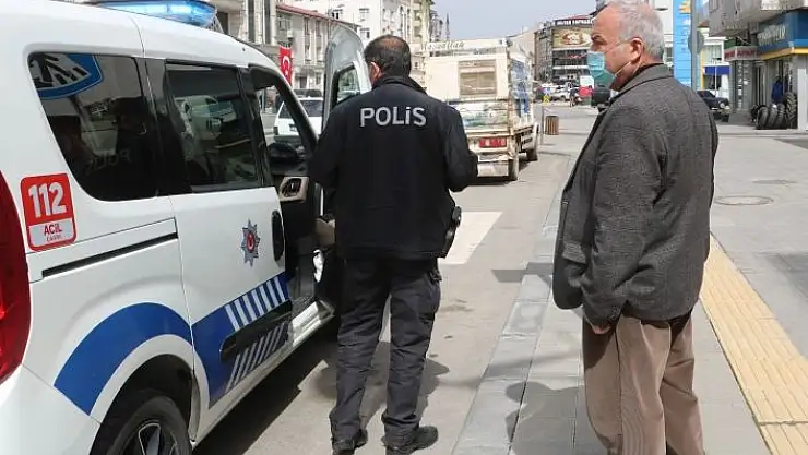 'Karantinada olduğunu bankada öğrendi'
