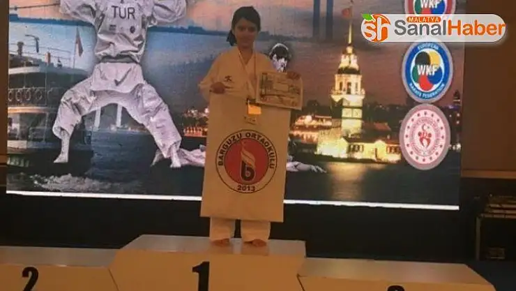 Karatede Melike Gülşen birinci oldu