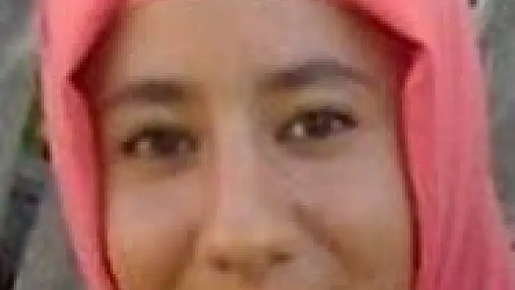 21 YAŞINDAKİ ESRA'DAN HABER ALINAMIYOR