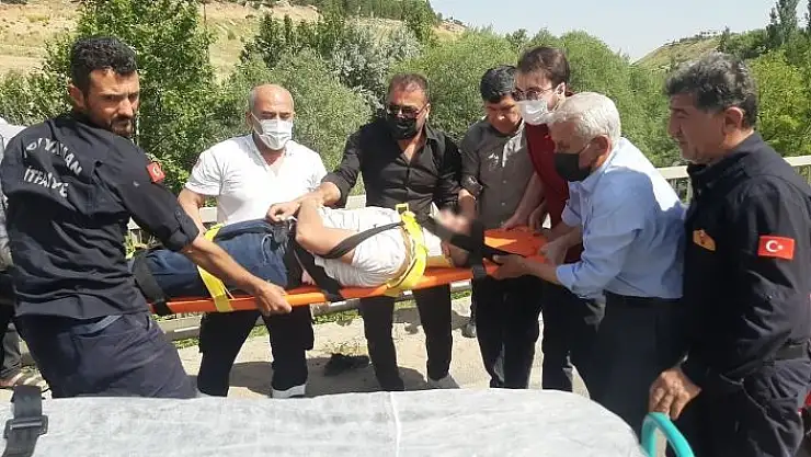 'Kazada yaralanan genci kimse sakinleştiremedi'