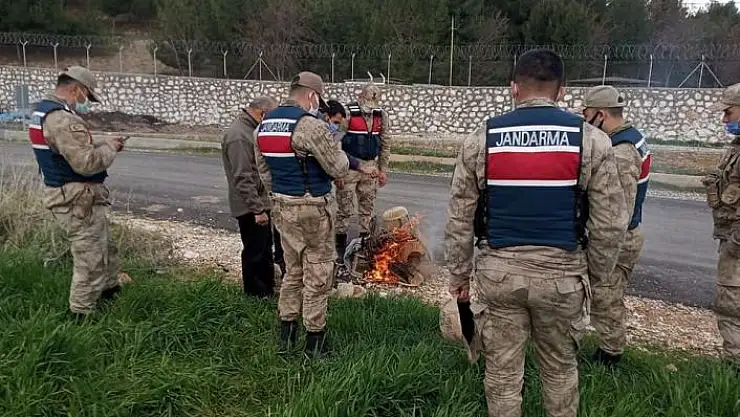 'Keklik kafesleri yakılarak imha edildi'