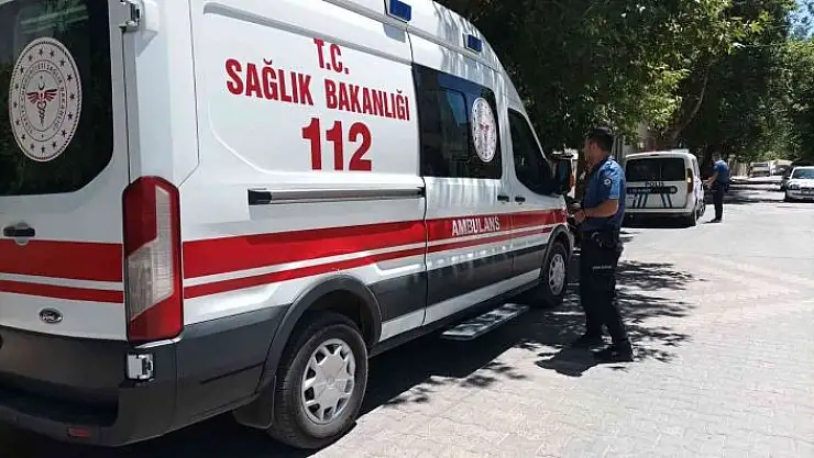 'Kendisine kesici aletle zarar veren şahıs, hastaneye kaldırıldı'
