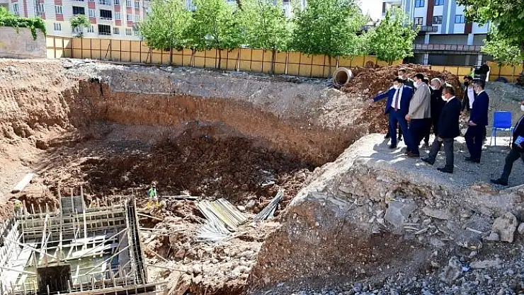 'Kernek Meydanında yeşil alan 6´dan 16 bin metrekareye yükselecek'