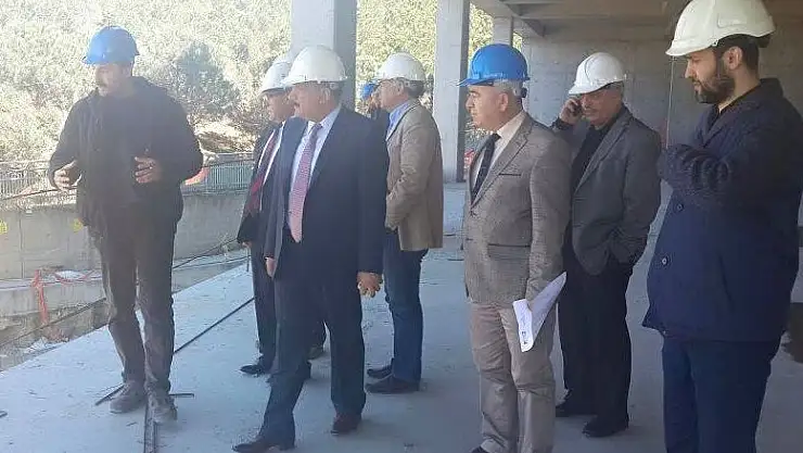 BAŞKAN GÜRKAN YENİ BELEDİYE BİNASI İÇİN SARIYER'DE