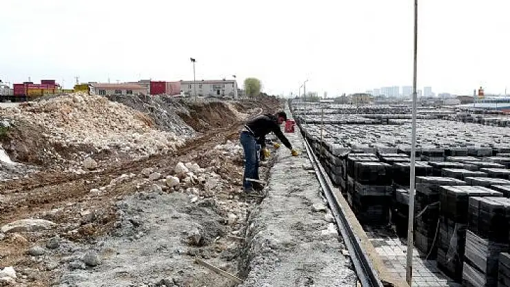 KAMYON GARAJI 3 DÖNÜM GENİŞLETİLİYOR