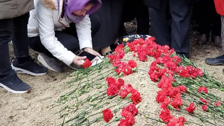 'Kocasının katlettiği kadın toprağa verildi'