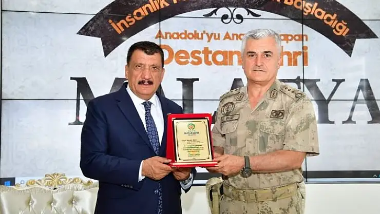 'Komutan İnce´ye Müşavirlik görevi'