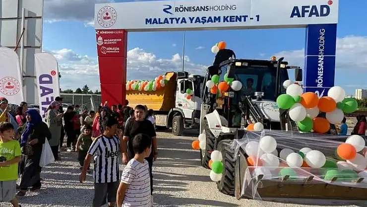 'Konteyner kentteki çocuklar bayram etkinliğinde coştu'