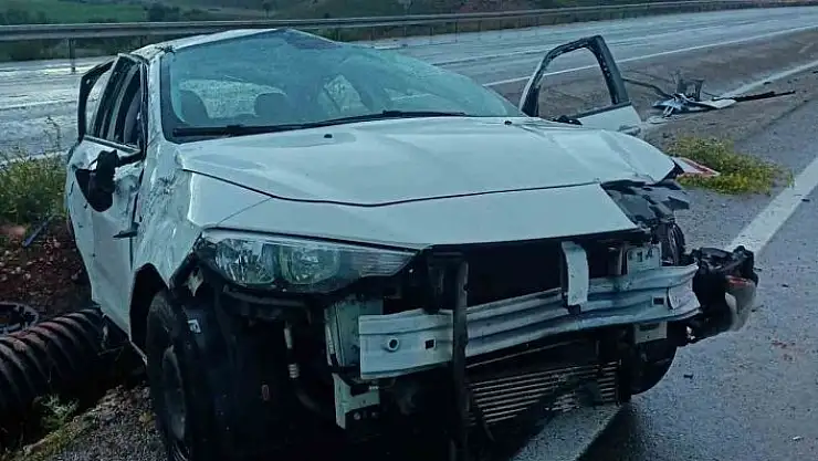 'Kontrolden çıkıp takla attı: 5 yaralı'