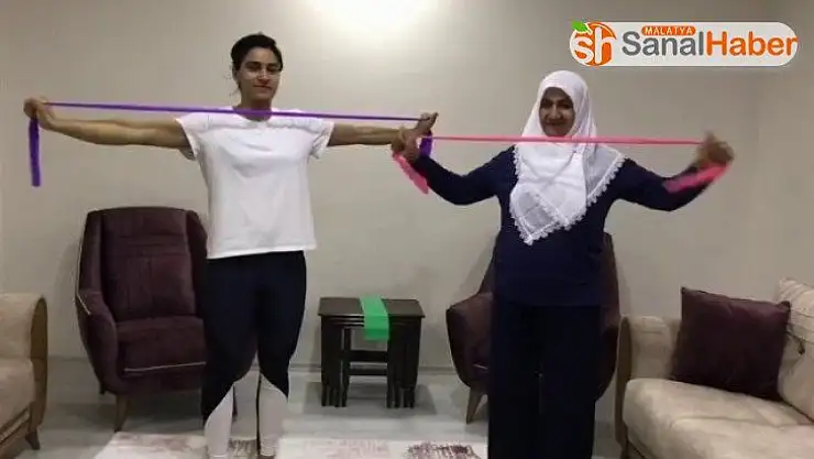 Korona virüs tedbirlerine 'Evde kalıyorum spor yapıyorum' videolarıyla destek