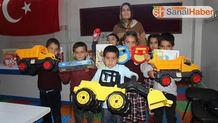 Köy çocukları ilk kez zeka oyunlarıyla buluştu