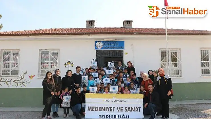 Köy okulunda öğretmenler günü kutlandı