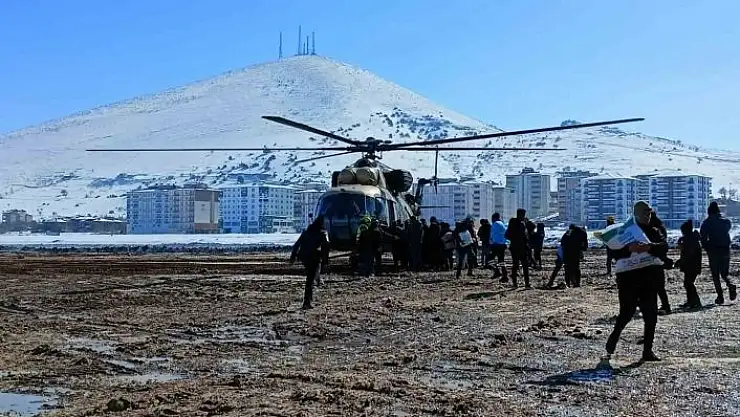 'Köylere askeri helikopterlerle erzak sevkiyatı yapılıyor'
