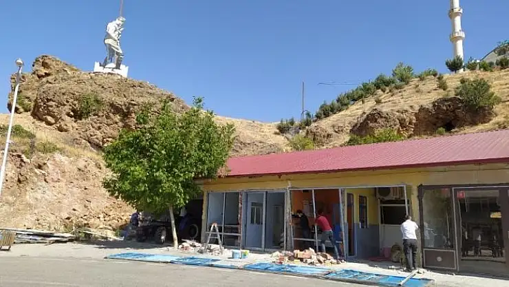 'Kuluncak´ta dükkanlara güzel görünüm'