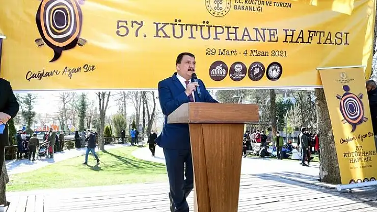 'Kütüphaneler Haftası düzenlenen programla kutlandı'