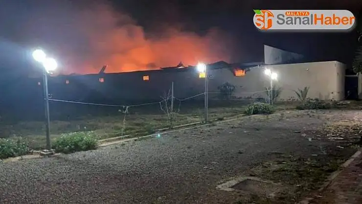 Libya'da Hafter milisleri ilaç deposunu vurdu