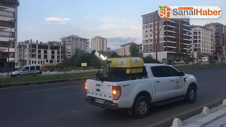 Malatya Büyükşehir 24 ekiple ilaçlama yapıyor